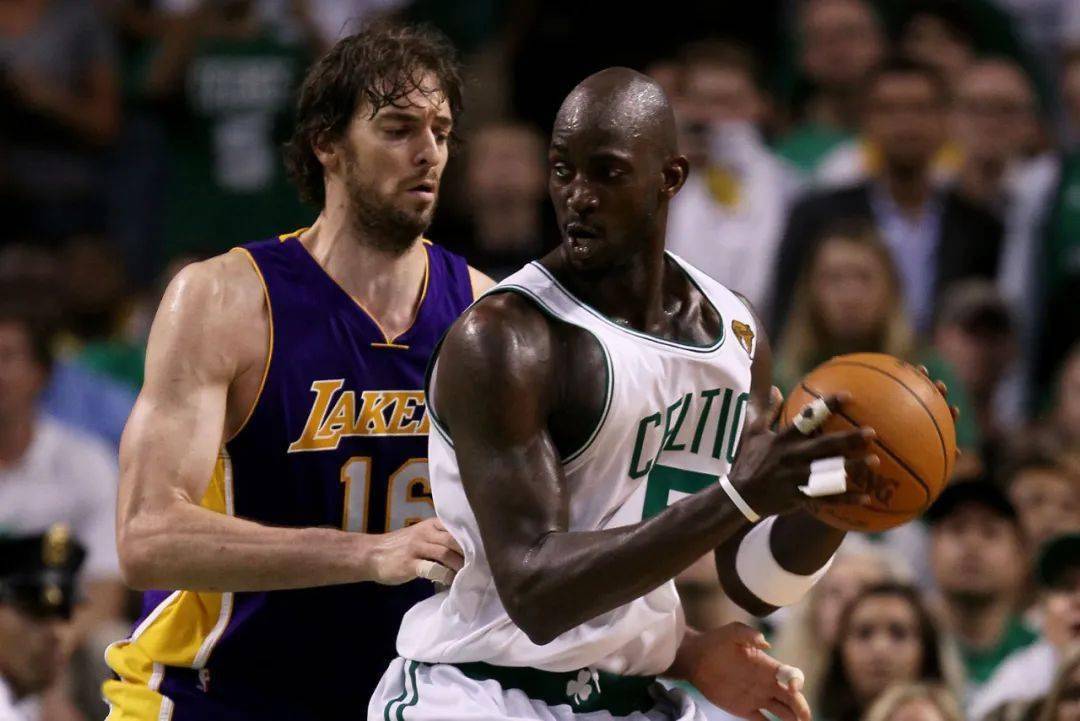 莱昂纳德为 莱昂纳德为