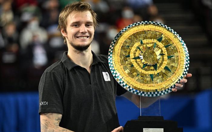 双方都将比 双方都将比